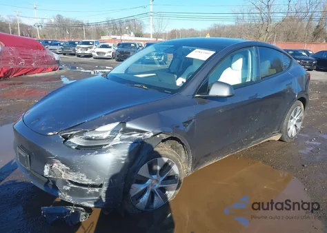 2023 Tesla Model Y Awd/Long Range Dual Motor All-Wheel Drive из США, поврежденный, VIN 7SAYGDEE2PA177669